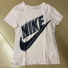 NIKE ピンク Tシャツ