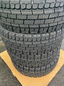 ミシュラン 2023製　新品　MICHELIN 275/70R22.5 XDWICEGRIP 4本セット　本州送料込み