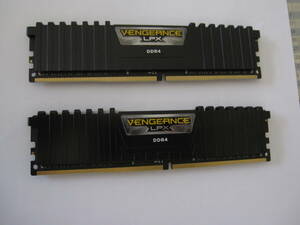 83）コルセアメモリ　ＤＤＲ４ー３０００　１６Ｇ×２　メモリ診断異常なし