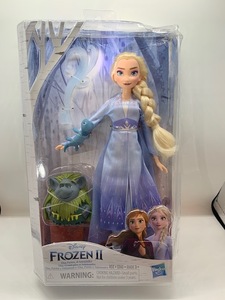 Disney ディズニー アナと雪の女王２エルサ サラマンダー 人形 28.5㎝ ドール Frozen 2 Elsa & Salamander