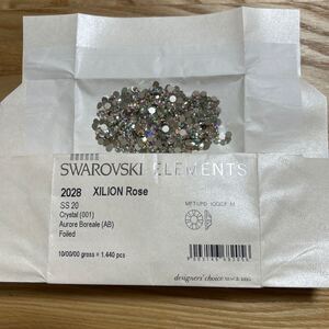 SWAROVSKI スワロフスキー　2028 クリスタルオーロラ　SS20 500個