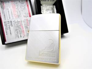 NEW YORK DESIGN 背伸びする猫 ニューヨークデザイン ネコ CAT zippo ジッポ 廃盤 2002年 未使用