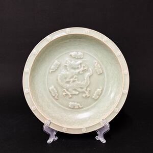 【後】FA011 青磁暗刻龍文皿 古美術 骨董品 古玩 時代物 古道具 中国美術品 朝鮮美術品 日本美術品