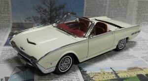 *激レア絶版*ダンバリーミント*1/24*1962 Ford Thunderbird Sports Roadster ホワイト