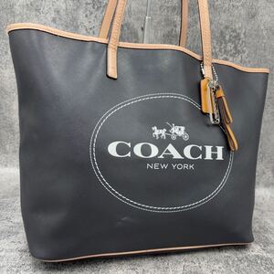 極美品 COACH コーチ トートバッグ レザー ビジネス 大容量 A4 ブラック デカロゴ 肩掛け レディース 2way 人気モデル PVC 黒 チャーム