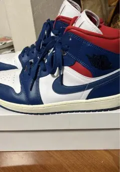 Nike Air Jordan 1 青/白/赤