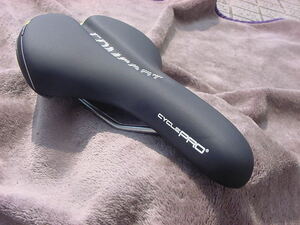 CYCLE PRO CP-SD6335 COMPETITION Saddle YL 新品未使用