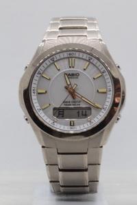 【CASIO LINEAGE】ALARM WORLD TIME ILLUMINATOR WAVE CEPTOR TOUGH SOLAR 中古品時計 24.10.22 