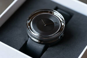 Issey Miyake イッセイミヤケ Glass Watch NYAH002