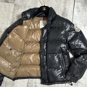 美品★ MONCLER モンクレール ダウンジャケット エベレスト EVEREST デカロゴ フード収納 最高級 ワッペン ツートンカラー アウター 