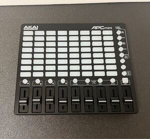 AKAI Professional APCmini MIDIコントローラー Live用コントローラー ジャンク 