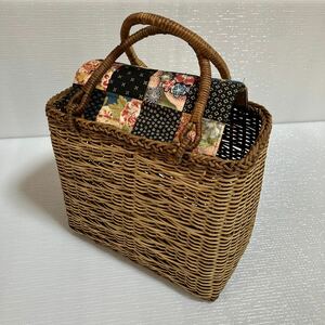 うらあけび かご バッグ ☆アケビ カゴ 籠 布ふた付き 美品⑫ ゆうパック無料