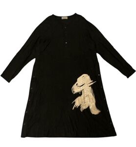 ■ Yohji Yamamoto POUR HOMME ヨウジヤマモト ■ シャンカール天竺ハット 女プリント サイドボタン Vネック ヘンリーネック カットソー