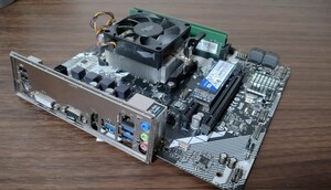 マザーボードASRock:A320-HDV・メモリ：16GB・SSD:500GB・AMD Athlon 200GE with Radeon Vega Graphics