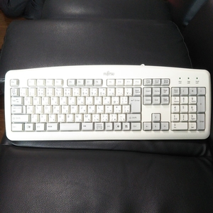 2富士通●中古●キーボード●FUJITSU