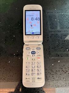 【中古】docomo FOMA らくらくホンベーシック F-01G ゴールド（富士通製、携帯電話、ガラケー）