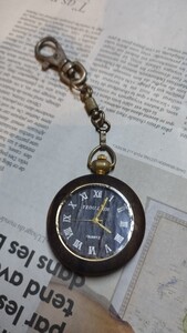 【木製ケースの懐中時計】腕時計 vintagewatch 当時物 クォーツ ヴィンテージ アンティーク ポケットウォッチ