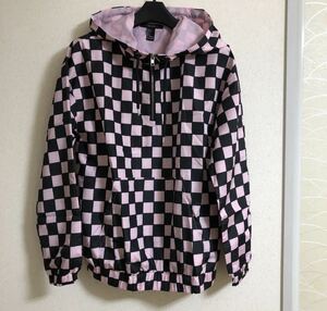 forever21 チェッカー ナイロンパーカー ヤッケ 黒ピンク