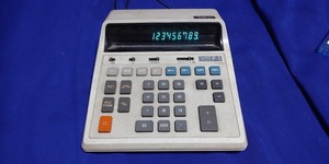 CASIO　カシオ　計算機　F-1