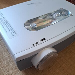 ジャンク品　動作未確認品　Canon　キャノン　パワープロジェクター　LV-7215J 本体のみ