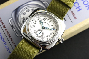 M.R.M WATCH 1930年代の復刻 CUSHION WATCH クッションウォッチ ヴィンテージ 12時間表示クォーツ時計 スモールセコンド CU-WH-02 M.R.M.W.