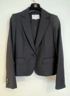 ナチュラルビューティ　ウールジャケット　黒　38サイズ