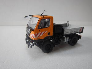 1/43 SCHUCO Mercedes-Benz Unimog U20 orange Art-Nr.03277