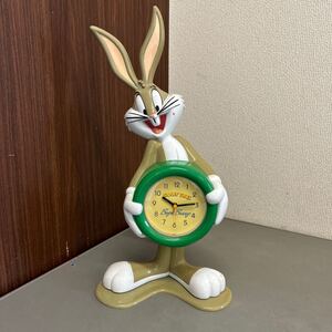 Y0133 Bucks Bunny バックスバニー 置時計 動作確認済み 高さ約43㎝/横幅約21㎝