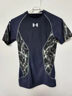 UNDER ARMOUR　アンダーアーマー　コンプレッション　アンダーシャツ　S