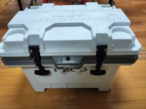 igloo(イグルー) クーラーボックス IMX 24　ほぼ新品