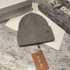 送料無料　Loro Piana　ロロピアーナ　秋冬新品　ニット帽子　男女兼用　アンゴラウサギの毛使用　ワンサイズ　2785