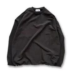 natto compact nylon pullover / blackナット