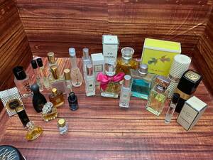 #6932A 【大量まとめ】 CHANEL Dior Calvin Klein VIVA LA JUICY NINA RICCI ブランド NB香水 100ml 50ml 30ml おまけ化粧品 