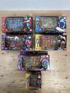 【未使用】装着変身シリーズ 仮面ライダーカブト ドレイク ガタック ザビー サソード カブト（ハイパーフォーム）