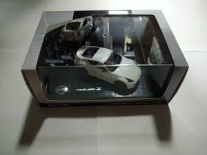 1/43 Z34 フェアレディZ ホワイト ミニカー NISMO ニスモ KWAM0-02188 廃盤品 日産純正品