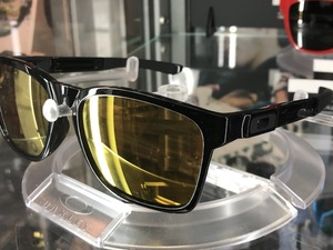 ★25%OFF★ OAKLEY オークリー サングラス 【CATALYST】 POLISHED BLACK/ 24K IRIDIUM 009272-04 【送料無料※沖縄離島は除く】