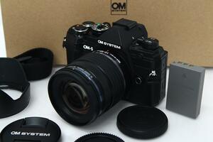 美品｜オリンパス OM SYSTEM OM-5 12-45mm F4.0 PRO レンズキット ブラック CA01-M1984-2R7