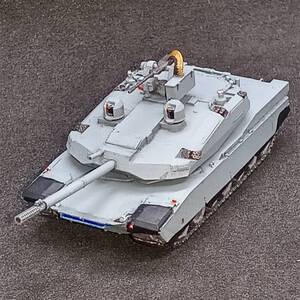 ●完成品1/144 エイブラムスＸ,”近未来・次世代の主力戦車！”,ライトグレイ塗装.アメリカ,現代,Blitz144製,自作ver