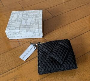 新品未使用　CDG コムデギャルソンのもこもこ素材の財布