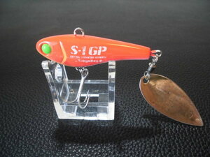 貴重　大人気　ソルトルアー　ベイトブレス　湾ベイト　２９g　スピンテール　限定カラー　シーバス　青物　サワラ　太刀魚　ヒラメ　　