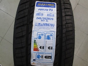 【未使用タイヤ4本セット】MAXTREK FORTIS T5 245/35R20 2020年製造