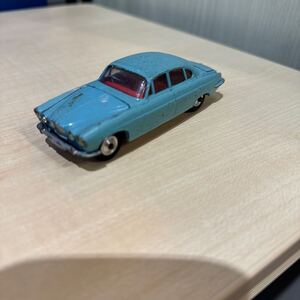 CORGI TOYS JAGUAR MARK X SALOON 238 ミニカー　コーギー