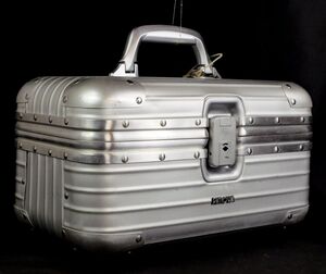 Rimowa・リモワ　982.73 Vtg.『TOPAS/トパーズ』ビューティケース 17L ターンキィ 978006