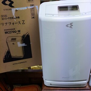 ダイキン DAIKIN 除加湿空気清浄機 空気清浄機 MCZ70U-W クリアフォースZ ストリーマ STREAMER　