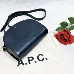 未使用級美品✨　a.p.c. アーペーセー　ショルダー　バッグ　ブラック　黒