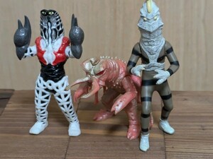 ゴドラ星人、ダリー、キュラソ星人◎ウルトラセブン◎ガシャポンフィギュア3点セット 当時物