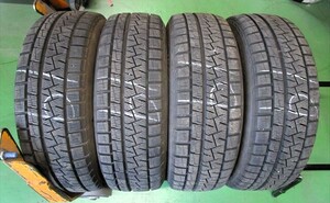 送料無料　スタッドレス　185/60R15　ピレリ　2019年製　4本セット　7～7.5mmぐらい