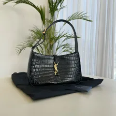 【雷市場（ポンジャン）商品韓国直送】 YVES SAINT LAURENT(イヴ・サンローラン) le5a7 CROCODILE(クロコダイル) ホーボーバッグ ショルダーバッグ