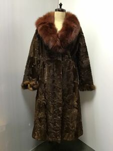 毛皮コート　MITSUKOSHI 三越　ロングコート　数種類の毛皮　15号　高級感のあるファーコート　 ダークブラウン ゴージャス