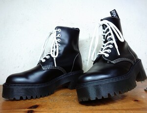 【1度使用程度/送料無料】Dr.Martens/ドクターマーチン SHRIVER HI CS 厚底 ハイヒール 8ホールブーツ UK4 23cm相応 ブラック 黒/jadon